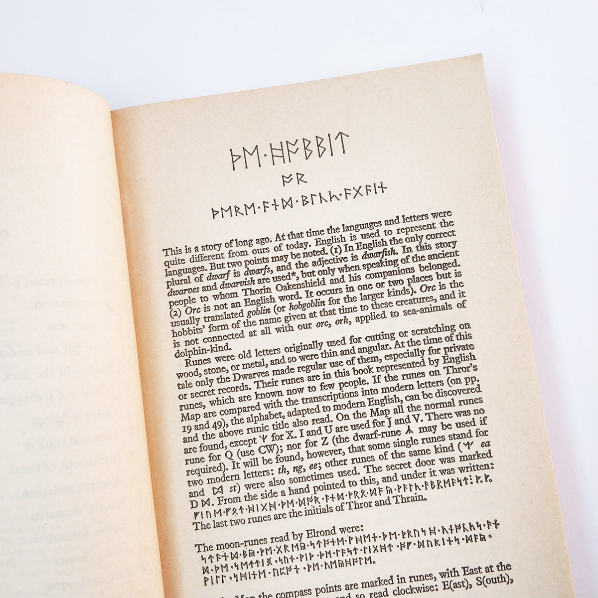 J R R Tolkien - The Hobbit